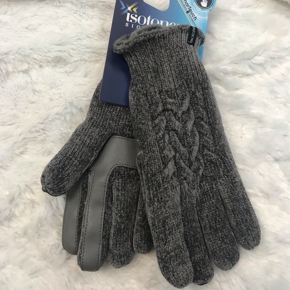 isotoner Accessories - COPY - NWT Isotoner Signature Gloves